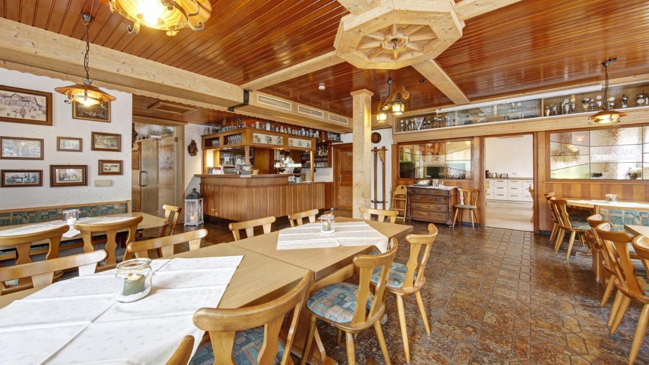 Landgasthof Falken Huttlingen Extérieur photo