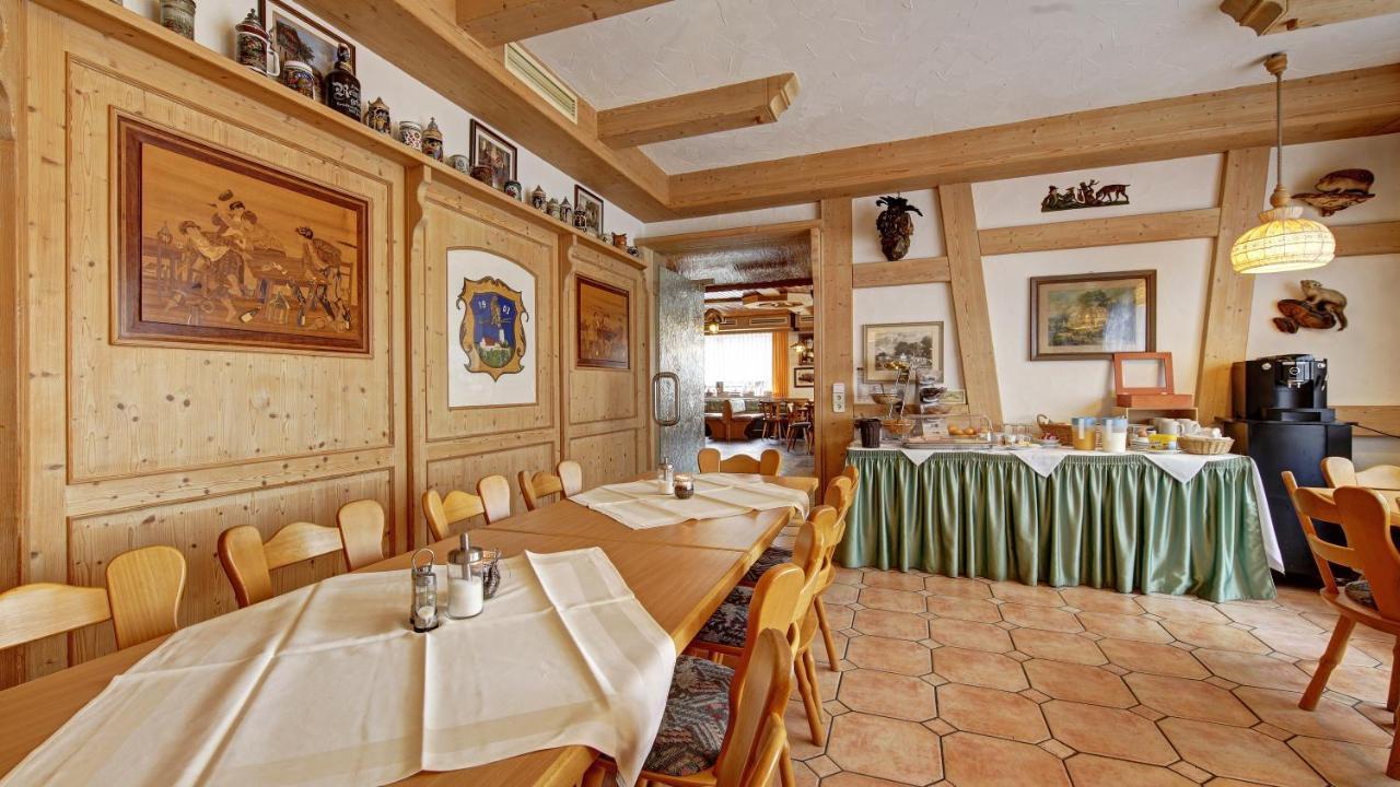 Landgasthof Falken Huttlingen Extérieur photo