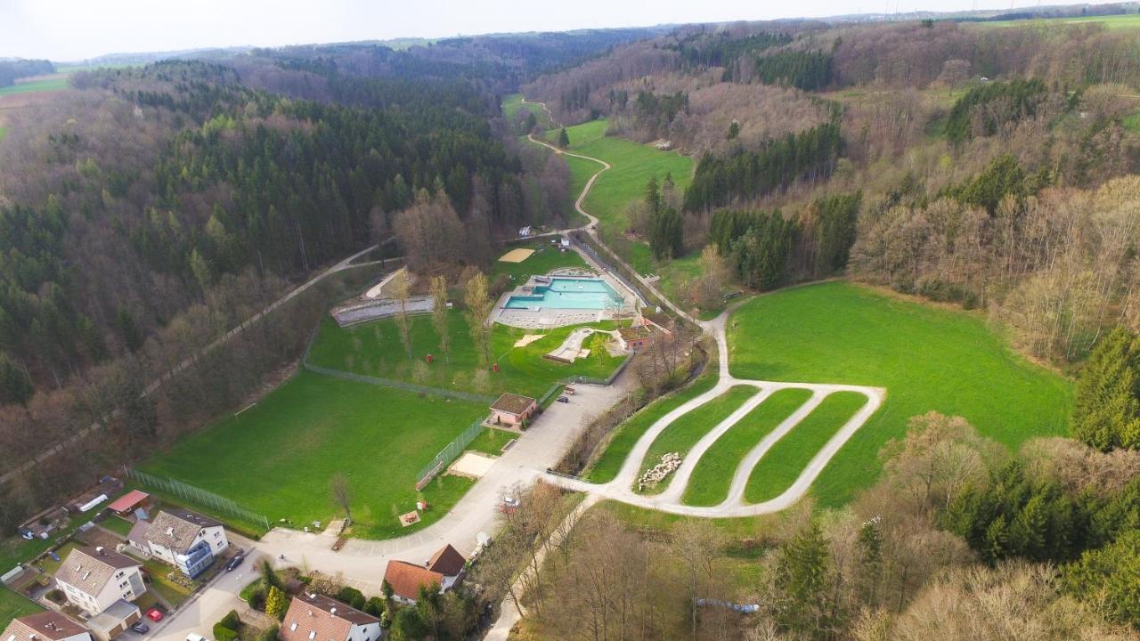 Landgasthof Falken Huttlingen Extérieur photo