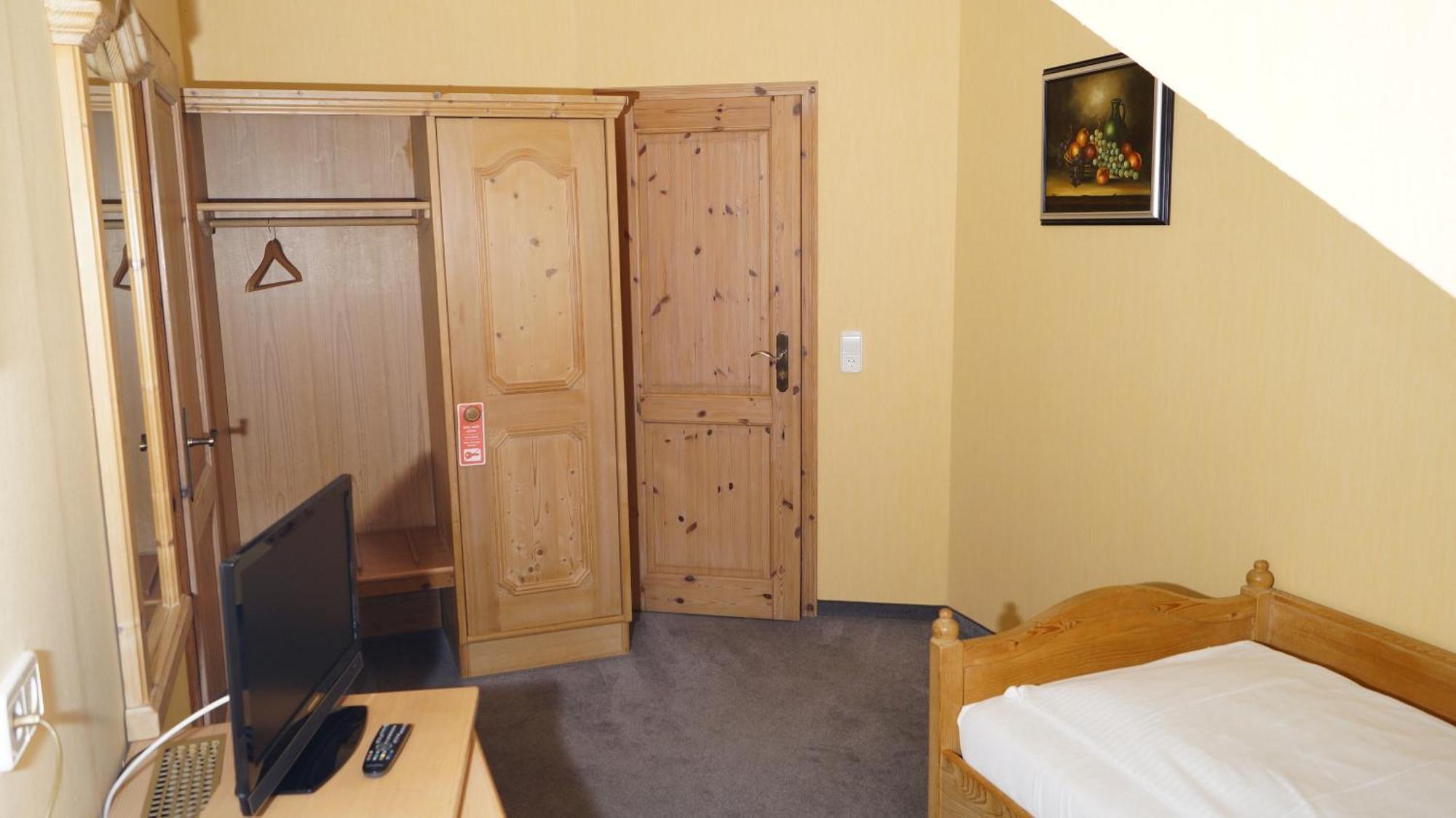Landgasthof Falken Huttlingen Chambre photo
