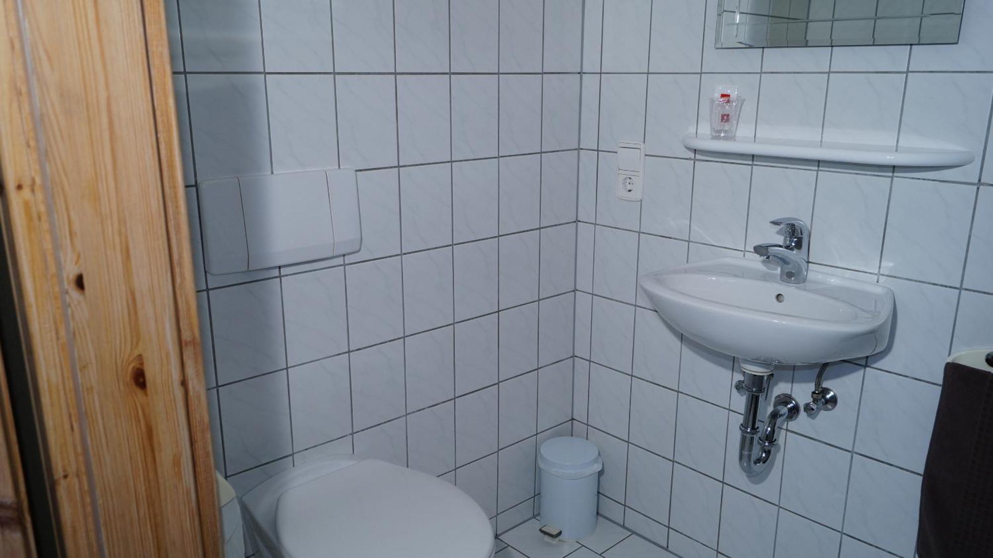 Landgasthof Falken Huttlingen Chambre photo